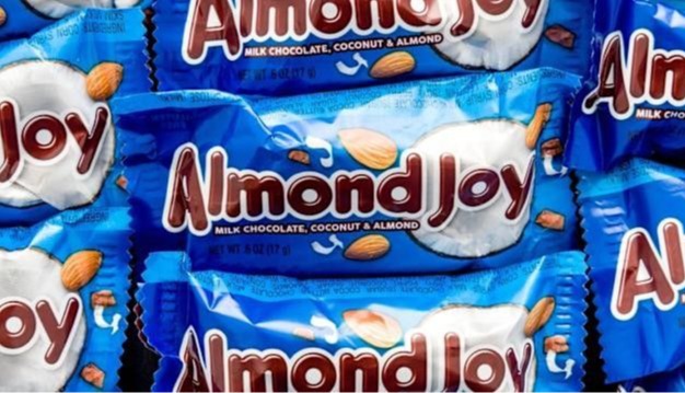 Almond Joy bars in blue wrappers